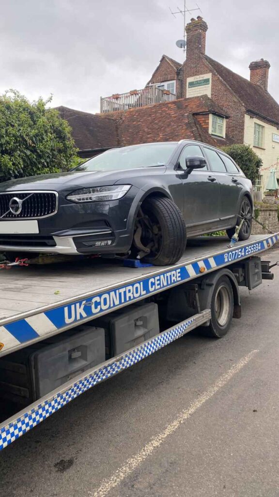 car recovery services in Islington Sams Breakdown Recovery