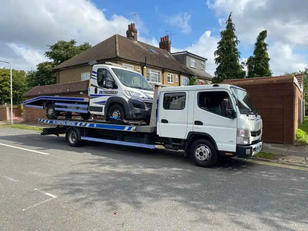 24Hour Truck Breakdown Car Recovery Service
